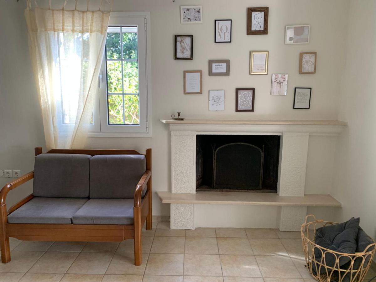 Halikounas Ey Houseヴィラ エクステリア 写真